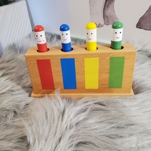 ✨️ Wooden color matching toy